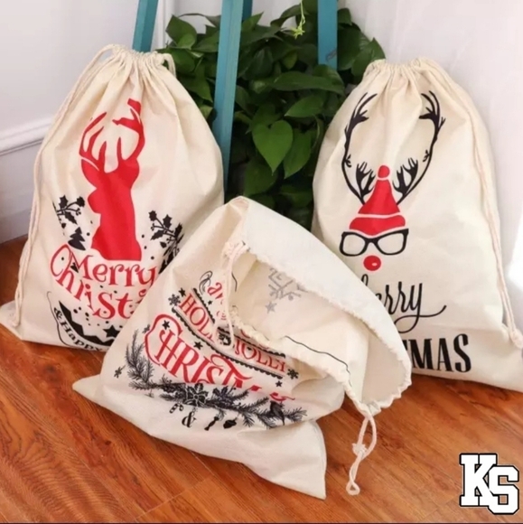 Christmas Santa Sacks‎ - Picture 2 of 7